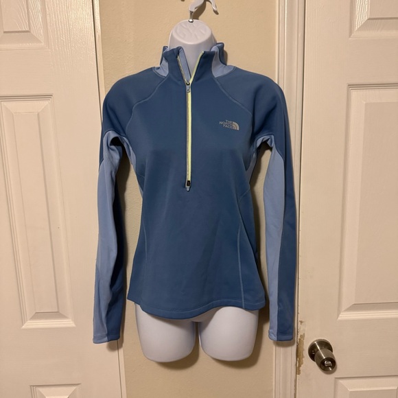 The North Face Tops - 💙 The North Face Women’s 1/4 Zip Athletic Pullover – XS 💙